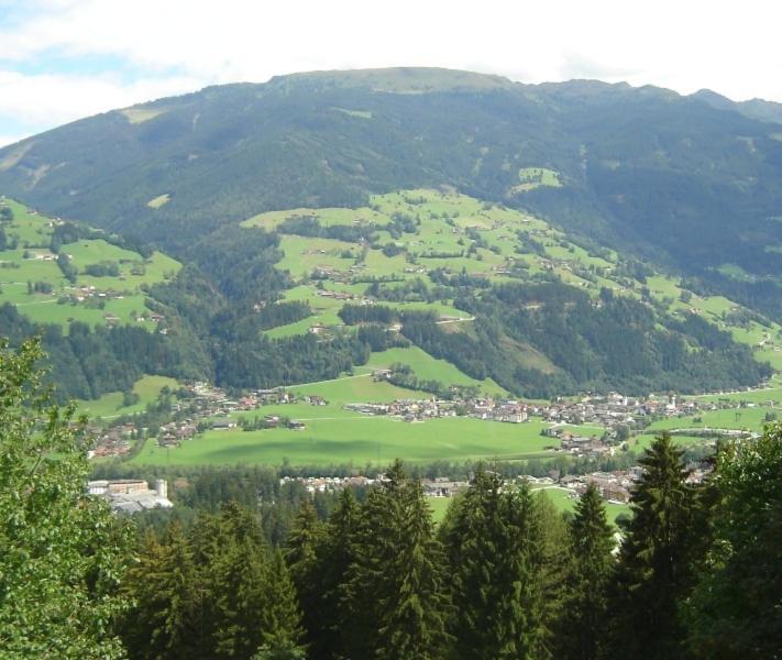 Ferienwohnung Kainer Carina Ried im Zillertal Buitenkant foto